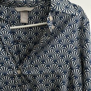H&M Blue and White Geometric Shirt